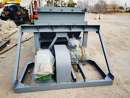 K3往復式給煤機的安裝及使用 K3往復式給煤機的安裝及使用