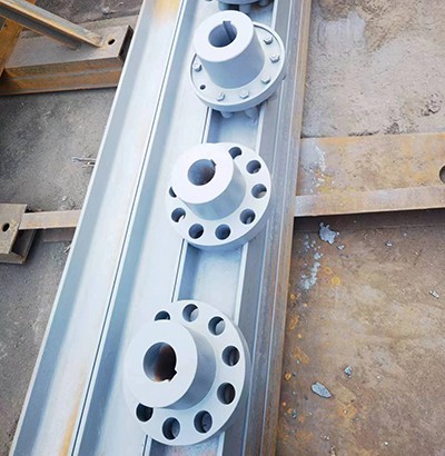 往復式給料機聯軸器（對輪）