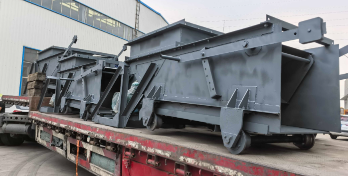 K2往復式給煤機廠區發貨